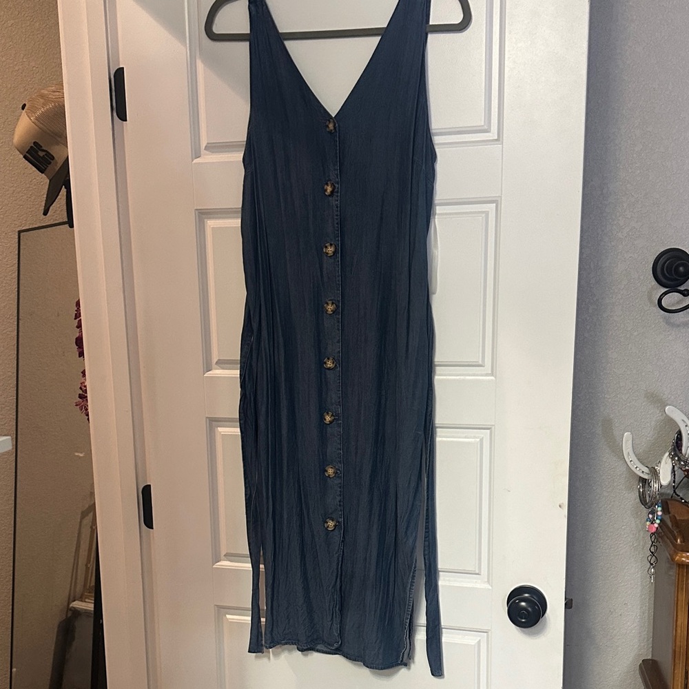 Blue Sleeveless Dress